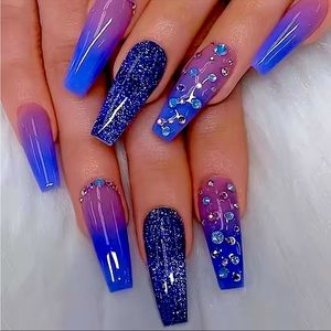 Stylish, easy to apply, press on nails